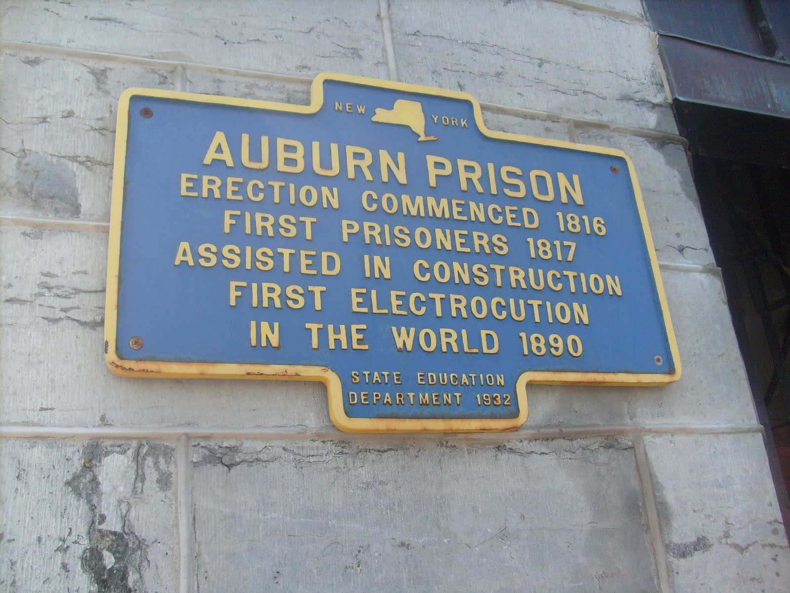 http://kvlcriminallaw.com/wp2013bk/wp-content/uploads/2014/08/Auburn-Prison.jpg